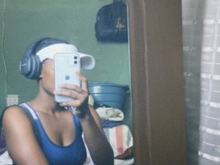 Lemonadegirl live webcam thumbnail