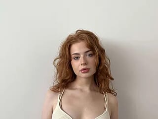 LeontineDimitriou live webcam thumbnail