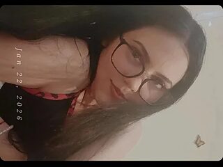 Lesslyxxx live webcam thumbnail