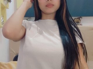 Letty_Plugxo live webcam thumbnail