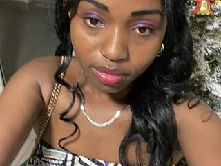 Lexyshiz live webcam thumbnail
