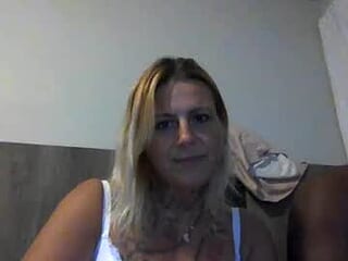 leche_con_chocolate live webcam thumbnail