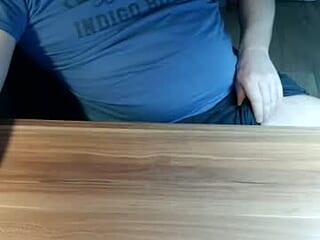 leo1982xxx live webcam thumbnail