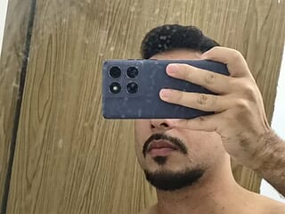 leolim220 live webcam thumbnail