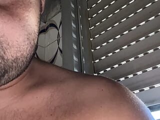 leone1811 live webcam thumbnail
