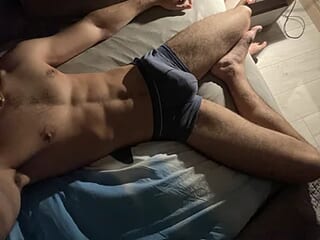 leowhyat live webcam thumbnail