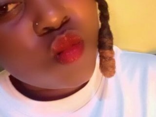 leslysexygirl live webcam thumbnail