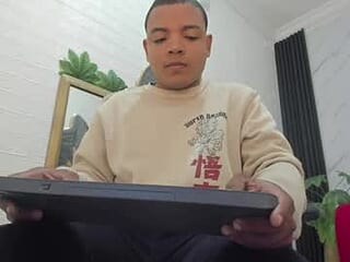 levifiree live webcam thumbnail