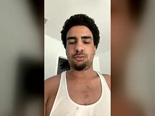 lewis08190 live webcam thumbnail
