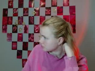 leyla_le live webcam thumbnail