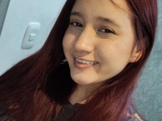 Lia-Cherry live webcam thumbnail