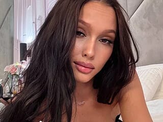 Lia_tins live webcam thumbnail
