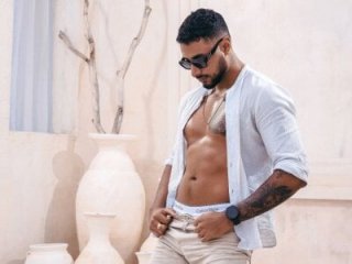 LiamGarcia1 live webcam thumbnail