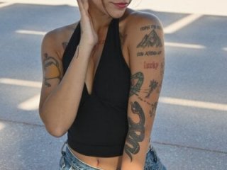 LianixLoverx live webcam thumbnail