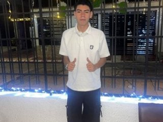 Liarr_ live webcam thumbnail