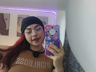 LilMoon_ live webcam thumbnail