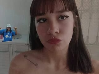 Lila_Sg live webcam thumbnail