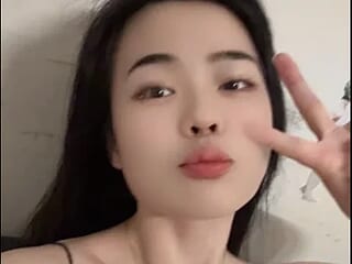 Lili-0521 live webcam thumbnail