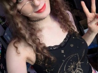 Lili_trans live webcam thumbnail