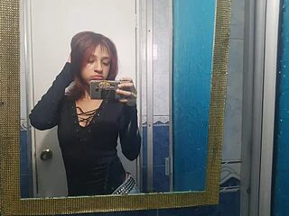 Lilit_Starr live webcam thumbnail