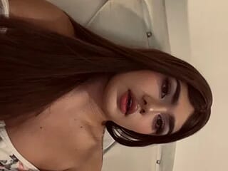 LilithMoreau_ live webcam thumbnail