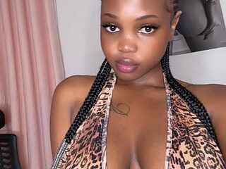 Lilkissy_kitty live webcam thumbnail
