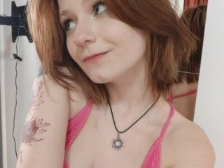 Lilly_Evanns live webcam thumbnail