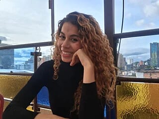 LilyNoir_ live webcam thumbnail