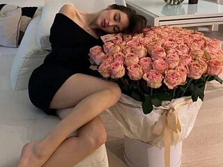 Lilyy-bae live webcam thumbnail