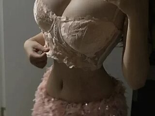 Lina-Naughty live webcam thumbnail