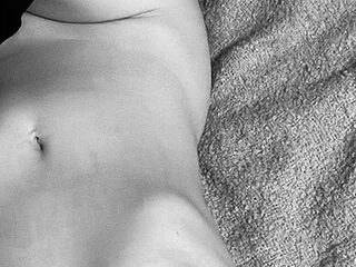 Lina-lova live webcam thumbnail
