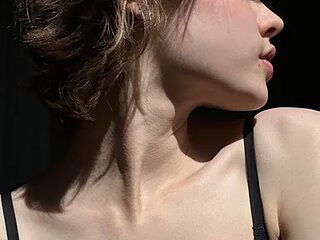 LinaFlamie live webcam thumbnail