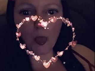 LindaLee90 live webcam thumbnail