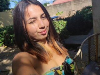 Linda_Dadhe live webcam thumbnail