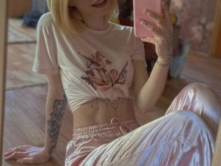 Lisaaa_Alisa live webcam thumbnail