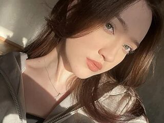 LisanBrown live webcam thumbnail