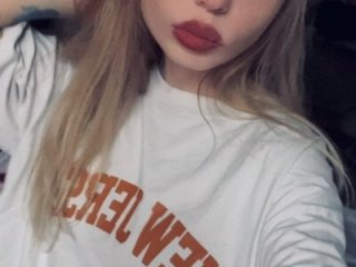 Little_Clare live webcam thumbnail