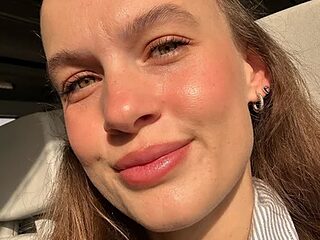 Little_Desiree live webcam thumbnail