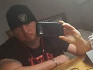Littledick007007 live webcam thumbnail