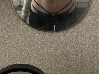 Littlelolo60 live webcam thumbnail