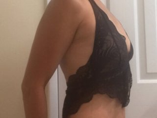 LizzyRU live webcam thumbnail