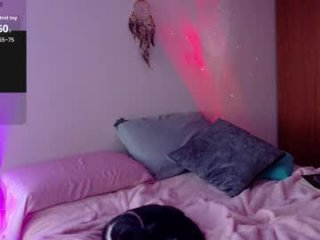 lia_tinez live webcam thumbnail