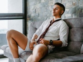 liam_collins21 live webcam thumbnail