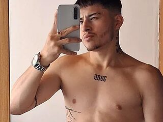 liam_greco live webcam thumbnail