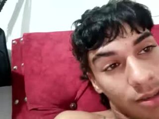 liam_lewis21 live webcam thumbnail