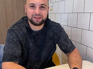 liam_studd live webcam thumbnail