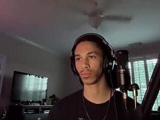 lightskin4you live webcam thumbnail