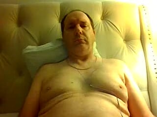 lilfuzzytaco live webcam thumbnail