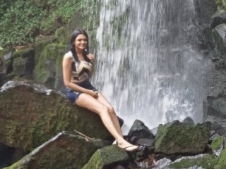 lilisilva22 live webcam thumbnail