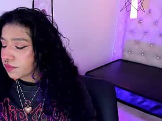 lilith_bloom_ live webcam thumbnail